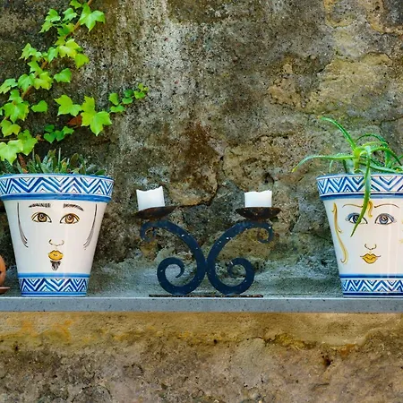 Manning Relais Sorrento